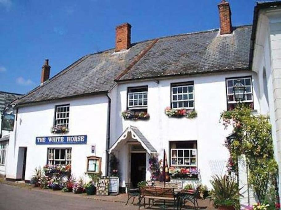 Value 4Rooms Exmoor Coast Steam Trains Taunton Exterior photo
